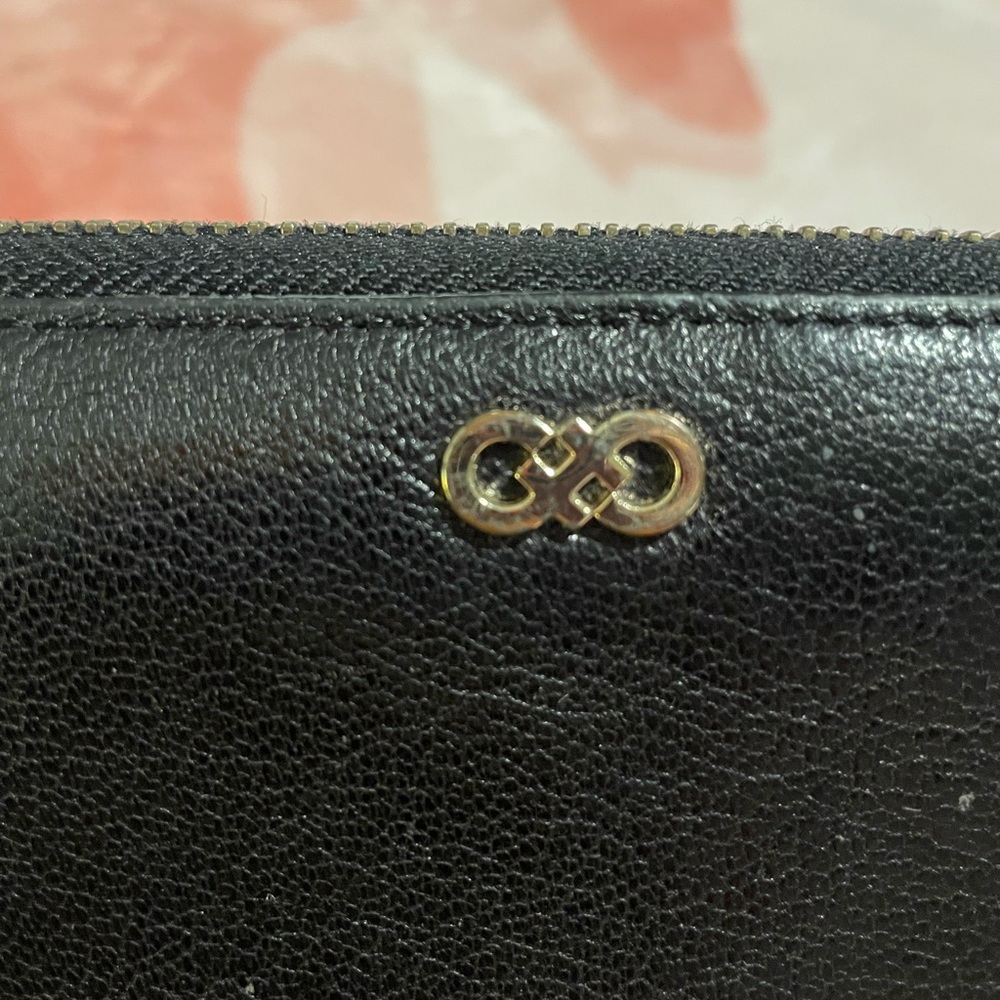 Cole Haan Large continental Zip Around Black Leather Wallet - Picture 3 of 16